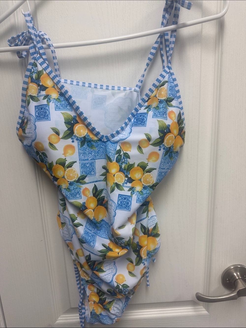 Womens size large Lemon Print One-Piece Swimsuit with Blue Trim